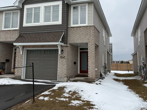 1342 Demers Ave, Kingston, ON K7M 0H7