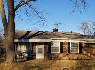 8 Jamaica Dr, Saint Peters, MO 63376