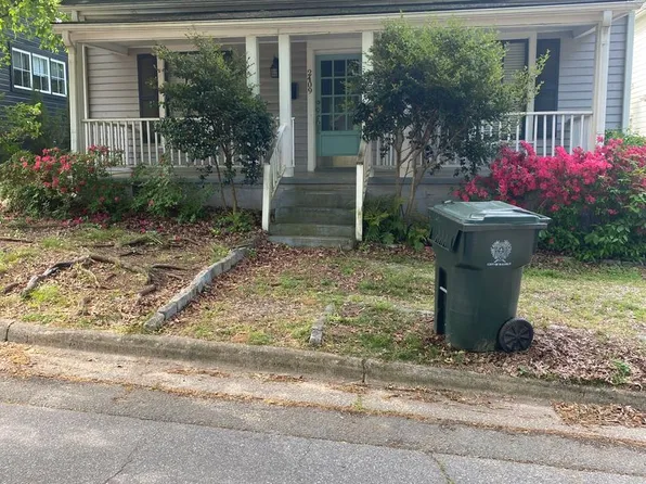 2409 Bedford Ave, Raleigh, NC 27607