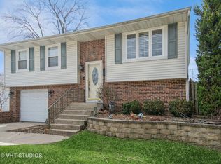 723 Yates Ave, Romeoville, IL 60446