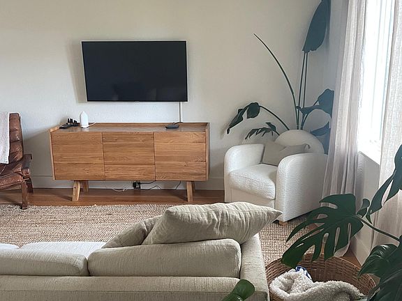 Open concept living/dining room
