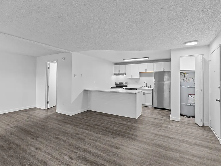 Brix Apartments — Photo 27