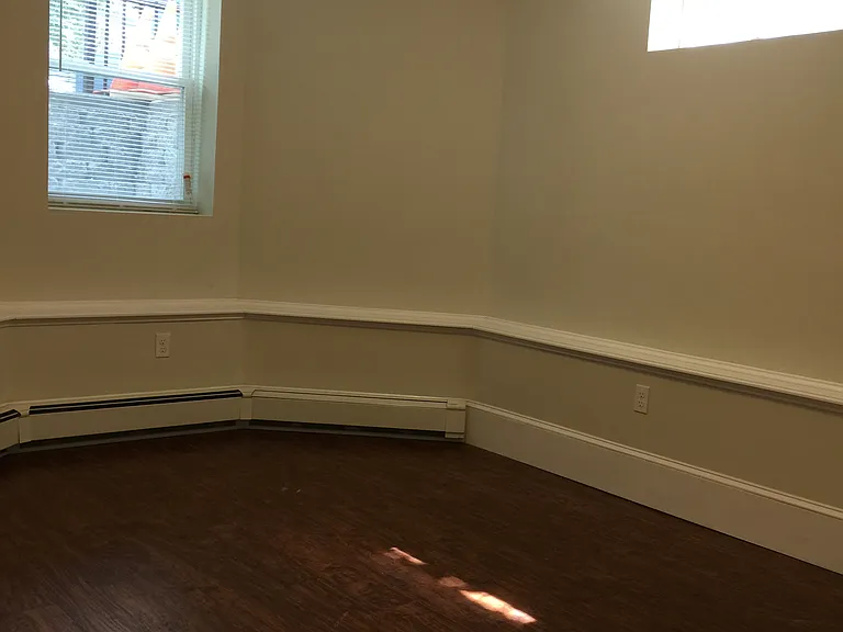231 Norfolk St #2 — Photo 10