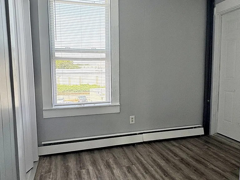 69 Lincoln St #14 — Photo 9