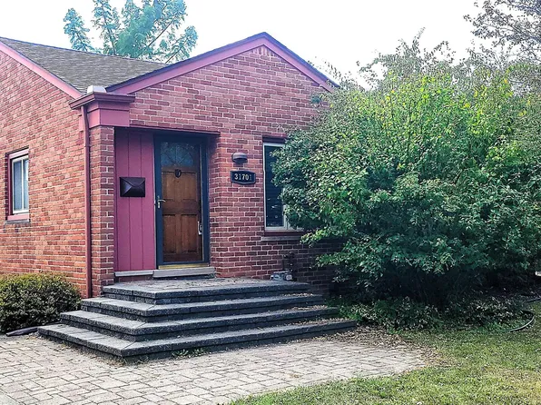 31701 Lamar Dr, Farmington, MI 48336