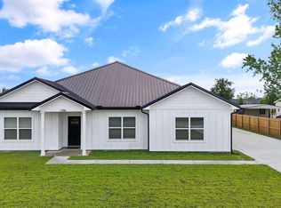 1306 E 26th St, Lynn Haven, FL 32444