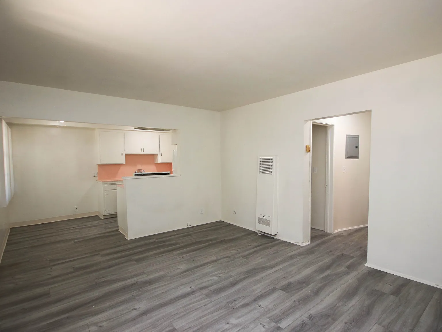 Excellent Pasadena Apartment! Take a look! at P... — Photo 4