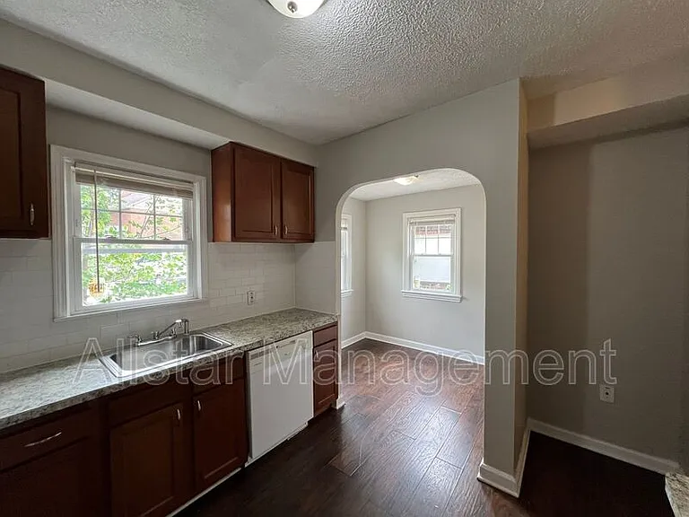 3690 Washington Blvd — Photo 52