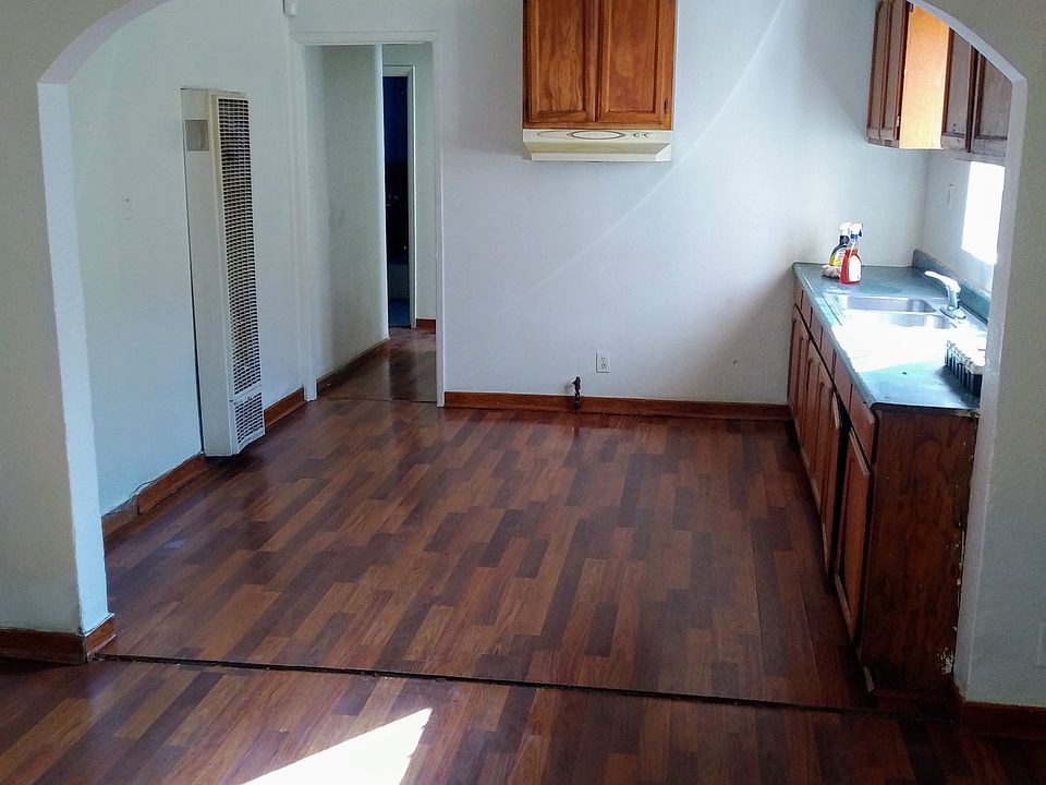 1st image of 522 W 102nd St
