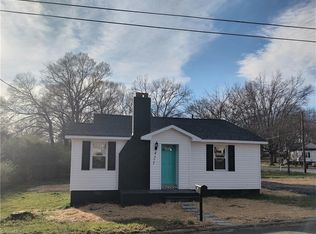 421 Patterson St, Eden, NC 27288