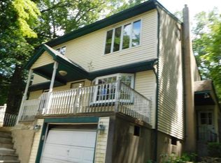 300 Skyline Lakes Dr, Ringwood, NJ 07456