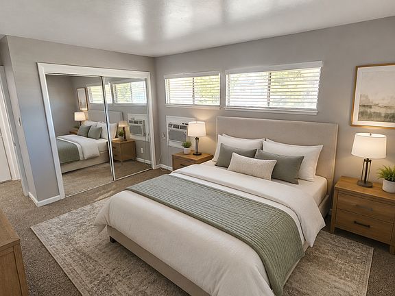 4th image of 2228 Royale Rd #2223-05