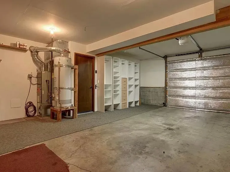 6910 Joseph St — Photo 10