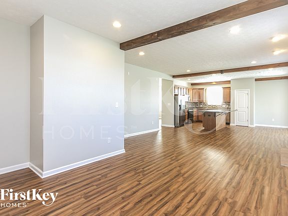 5th image of 3350 Firethorn Dr