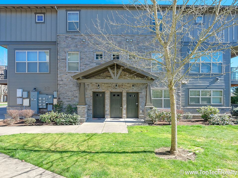 1st image of 8774 NE Delamere Way