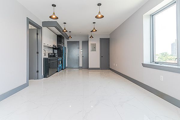 1st image of 1598 Eastern Pkwy #5B