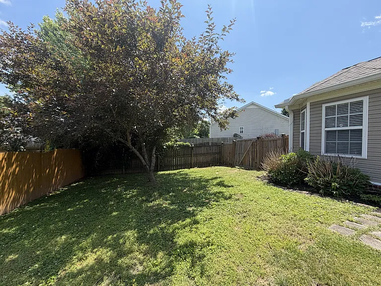 4003 Pennick Ct — Photo 24