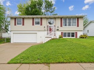 1280 Brockman Ave, Marion, IA 52302