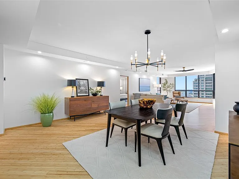 1 Beach Dr SE #2211 — Photo 5