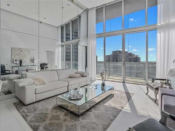 4th image of 465 Brickell Ave APT 2805