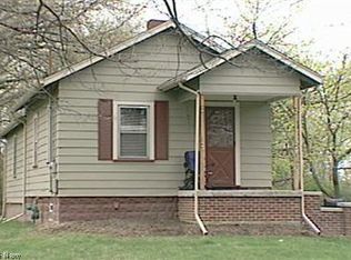 863 Beechwood Ave, Girard, OH 44420