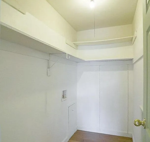 525 N Armistead St #302 — Photo 8