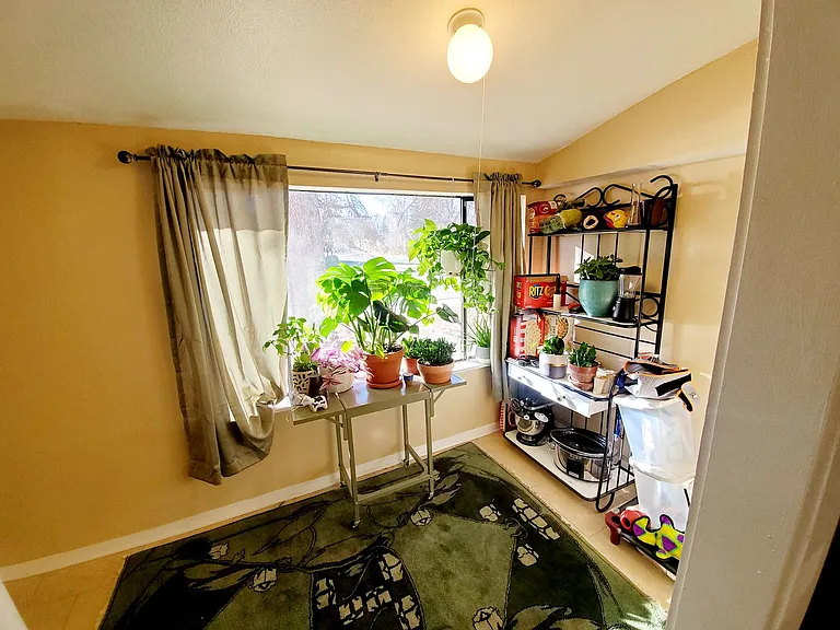 1730 W Mulberry St — Photo 31