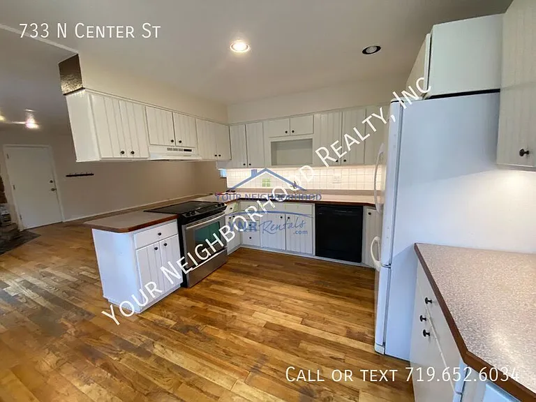 733 N Center St — Photo 6