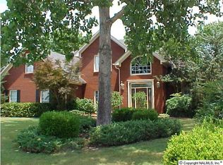 3124 Sweetbriar Rd SW, Decatur, AL 35603