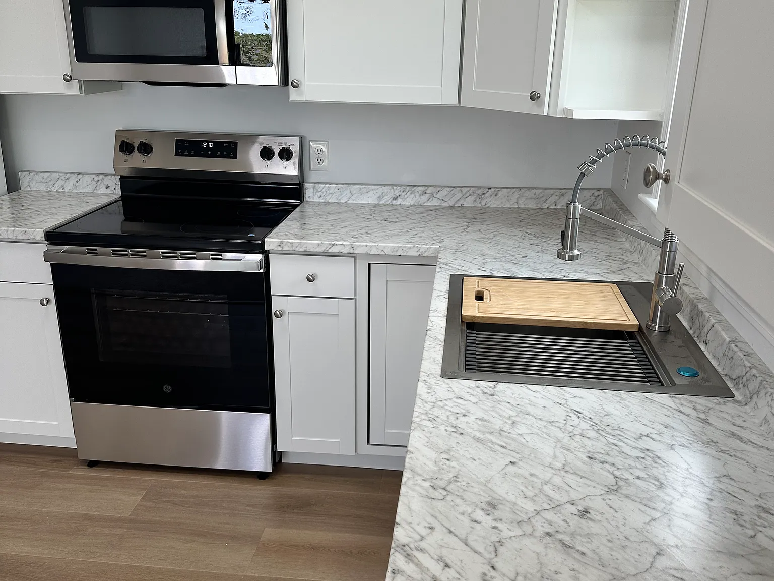 2 bed, 650 sqft, $2,500 — Photo 3