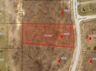 10212 Forest Hills Dr, Demotte, IN 46310