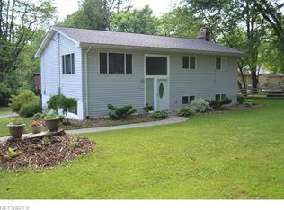2994 Sauer Dr, Akron, OH 44319