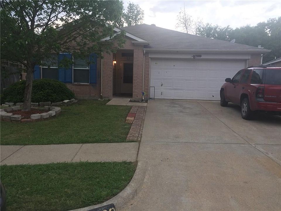1st image of 130 Quail Run Dr