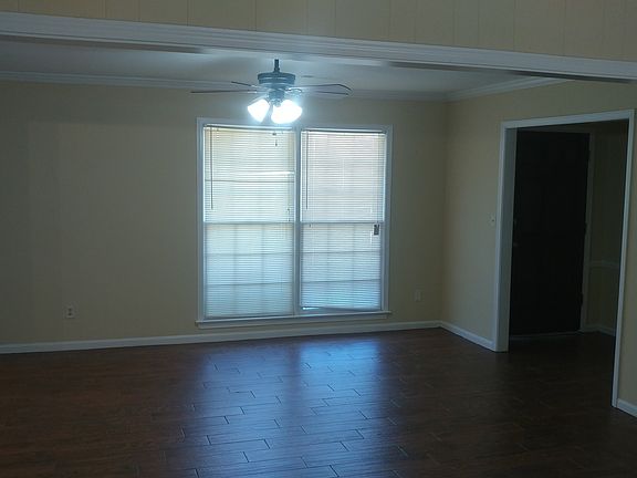 5th image of 5007 15th Pl E