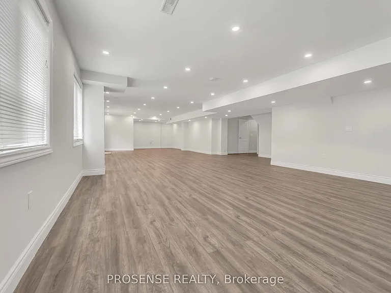 113 Johnson Dr — Photo 15