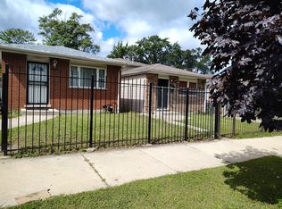 8818 S Yale Ave, Chicago, IL 60620