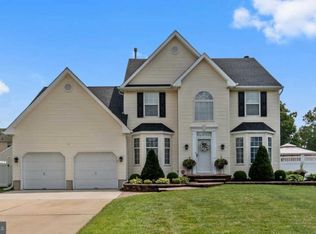 600 Mills Ln, Williamstown, NJ 08094