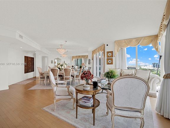 4th image of 3370 Hidden Bay Dr #1702