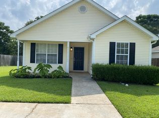 219 Haverhill Cir, Warner Robins, GA 31088