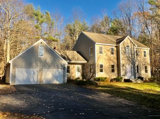 21 Pleasant View Dr, Gray, ME 04039