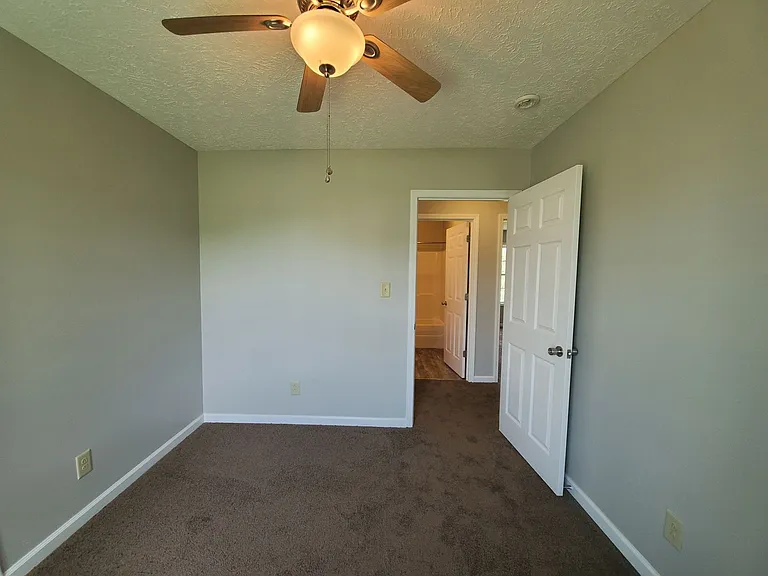 207 Jenna Ave — Photo 21