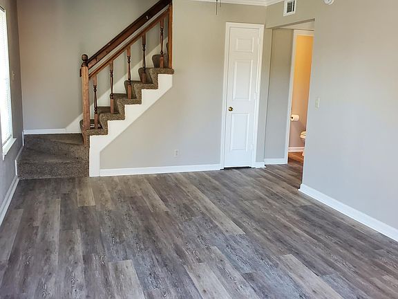 3rd image of 3009 Mossdale Dr