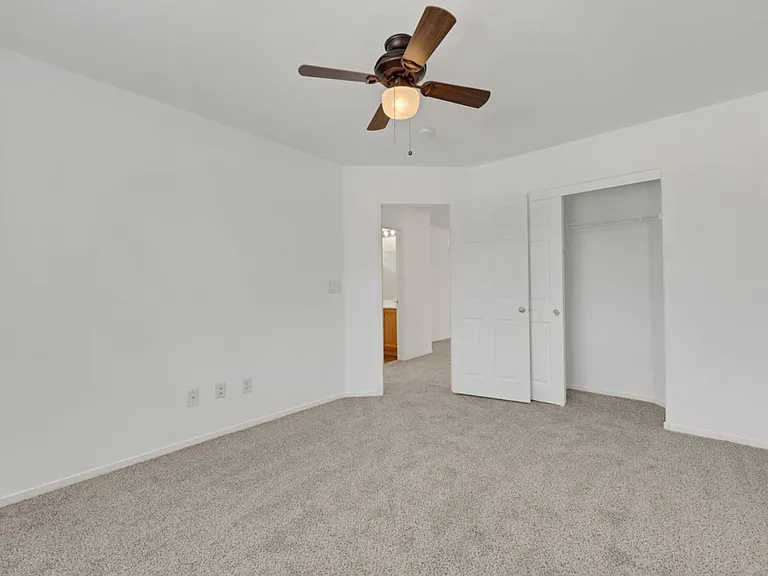 5825 Field Breeze St — Photo 14