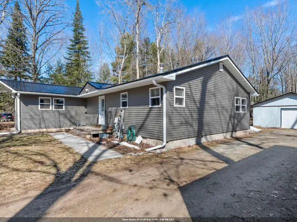 W6118 Lake Dr, Shawano, WI 54166