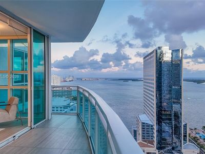 951 Brickell Ave APT 2910, Miami, FL, 33131