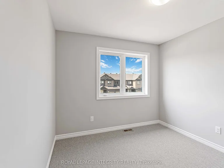 634 Fisher St — Photo 18