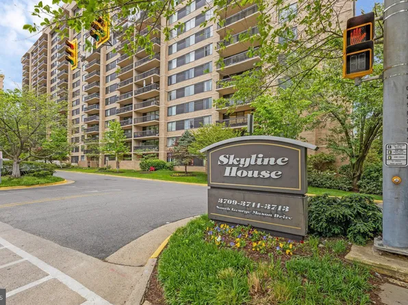 3713 George Mason Dr #504, Falls Church, VA 22041