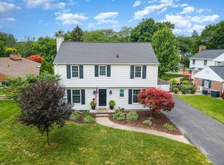 64 Benton Rd, Saginaw, MI 48602