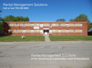 2007 SW Mission Ave APT 12, Topeka, KS 66604