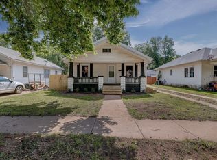 1316 Menor St, Winfield, KS 67156